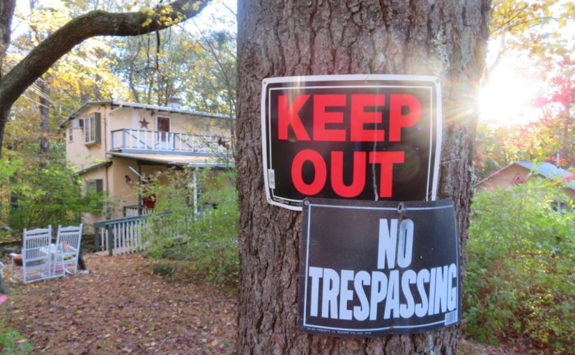 No Trespassing 